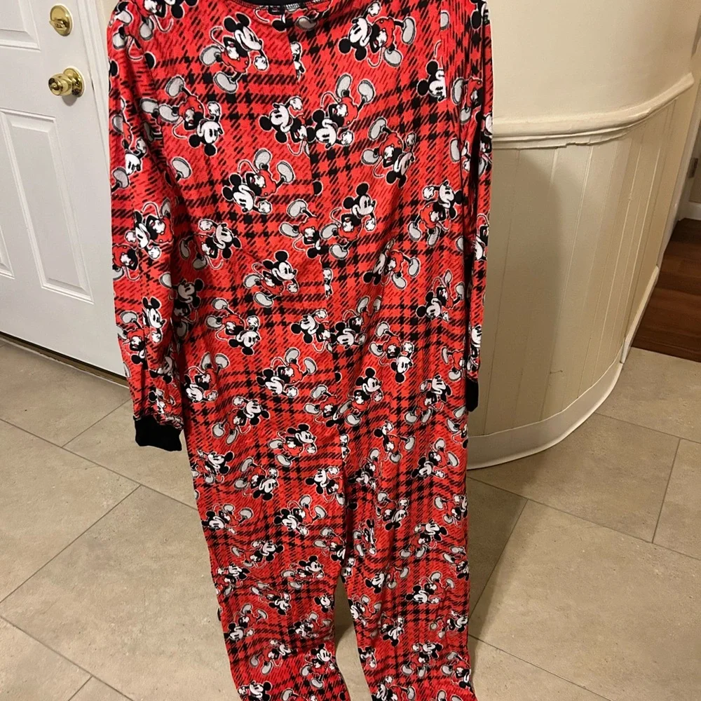 New With Tags Woman’s Disney Mickey Mouse Union Suit Size Large. - Picture 2 of 2